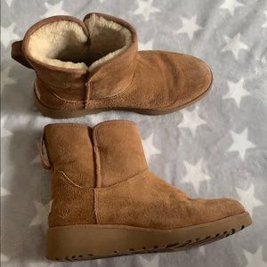 Uggs, size 8 women's. Good condition. hardly worn